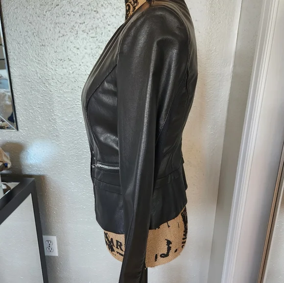 New leather jacket - Picture 2 of 4
